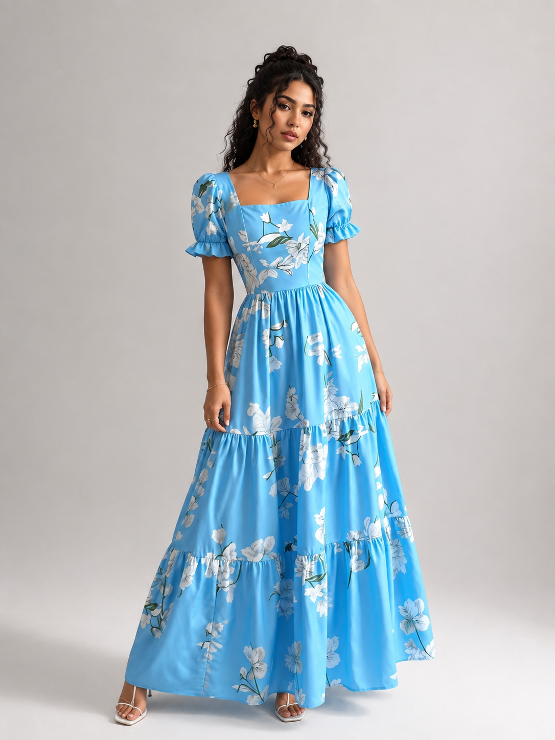Vixella Blauwe Bloemen Maxi Jurk